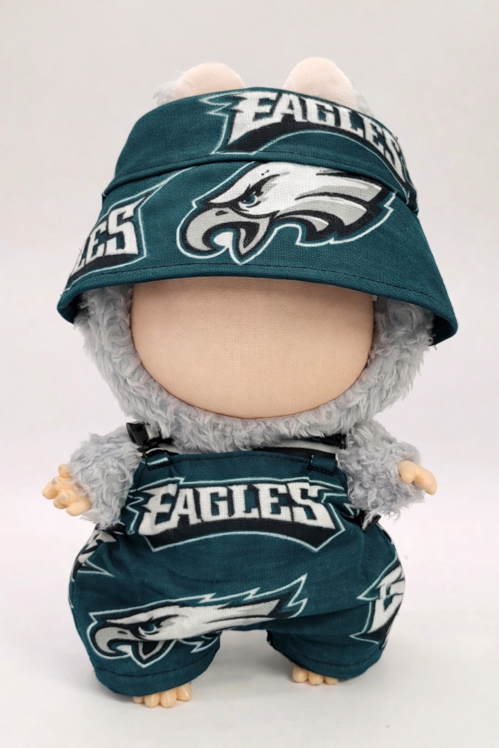 Handmade Mini Jumpsuit with Bucket Hat – EAGLES PHILADELFIA- Fits 15–17 cm or Dress and Bow Collectible Dolls