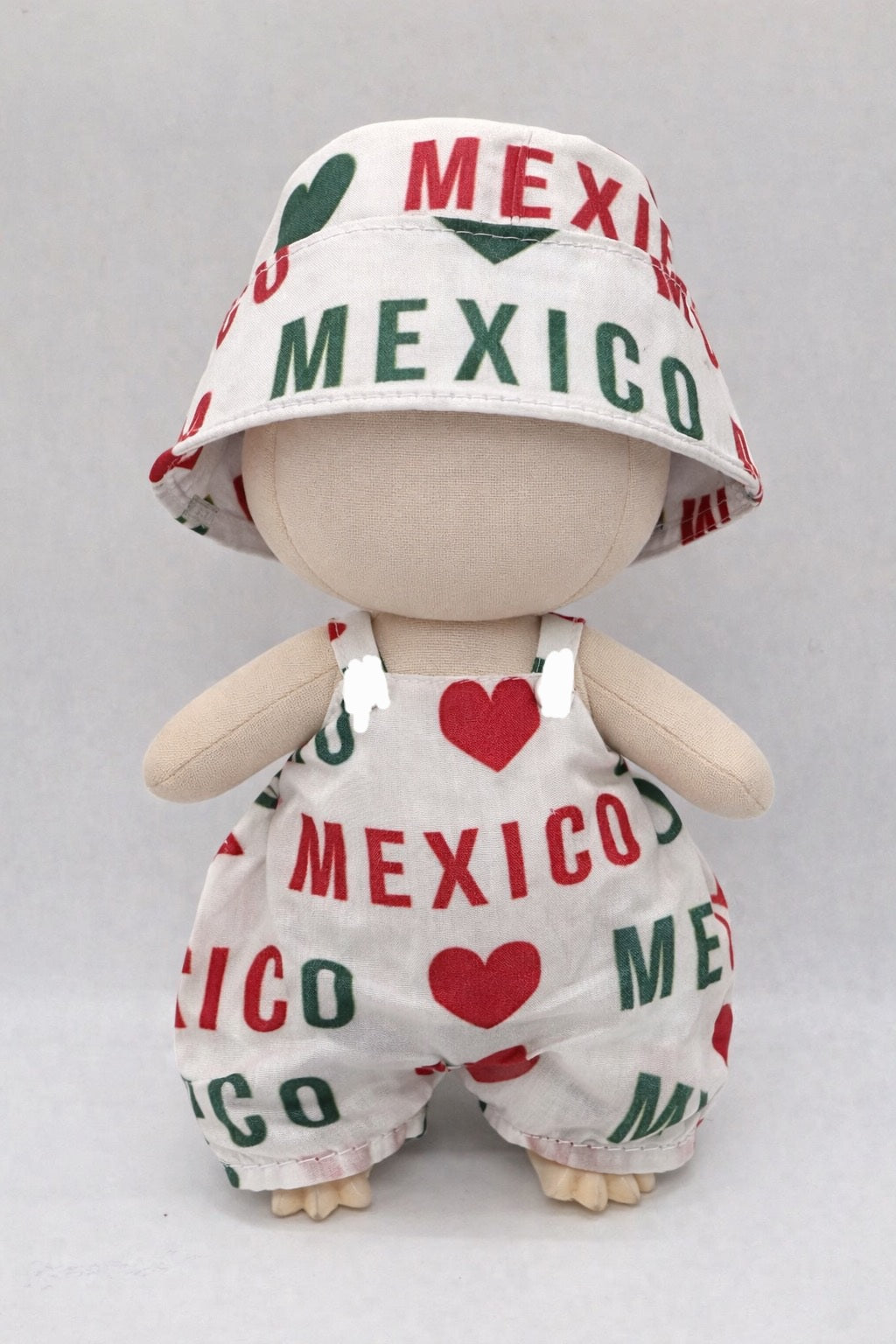 Handmade Mini Jumpsuit with Bucket Hat – MEXICO - Fits 15–17 cm or Dress and Bow Collectible Dolls