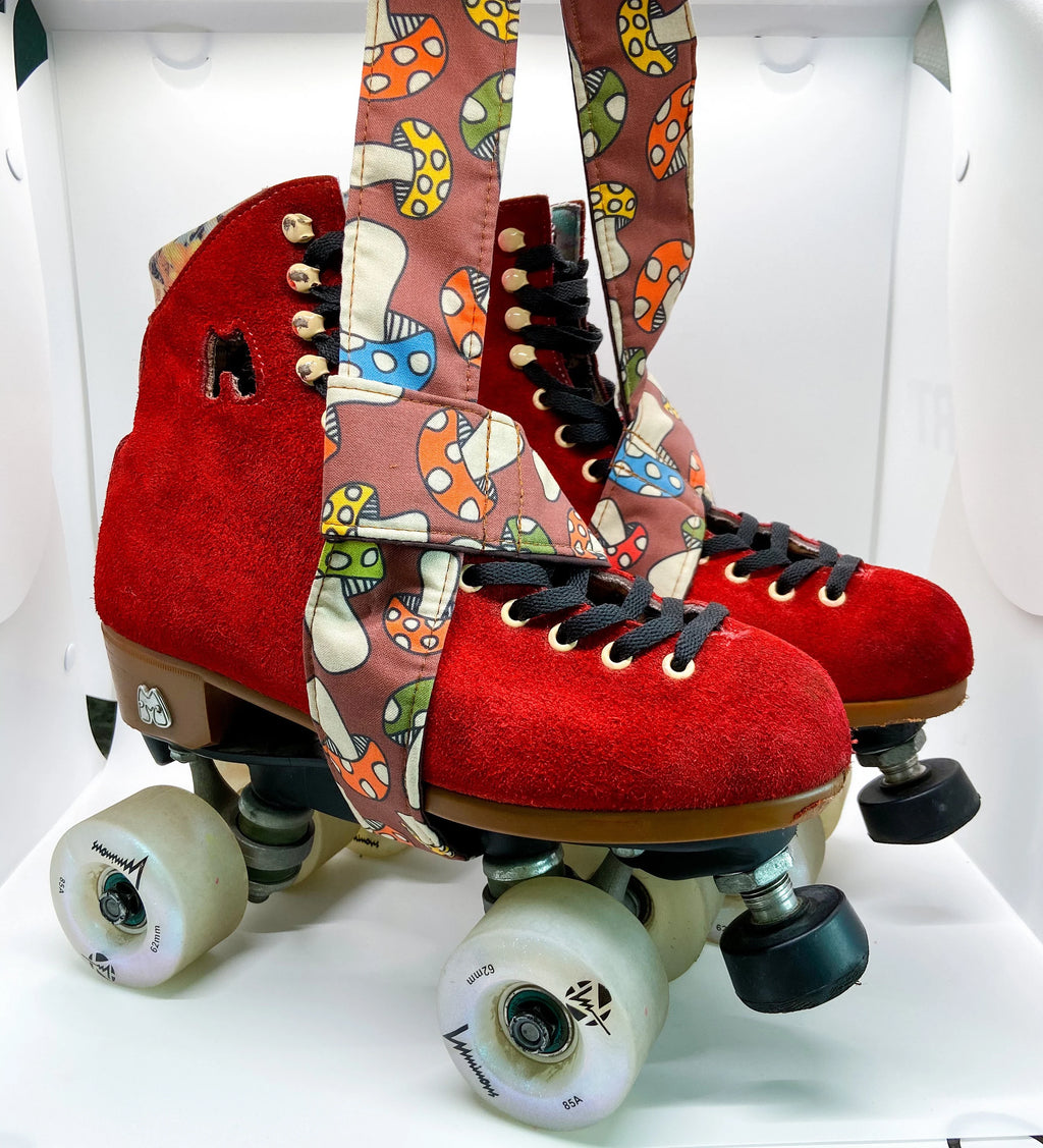 Retro Mushroom Roller Skate Carrying Leash - padded