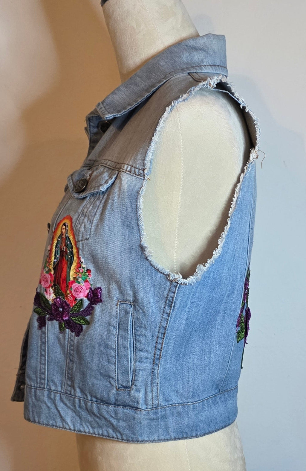Virgen de Guadalupe denim women's vest size Large with embroidered 3D Apliques and rhinestones