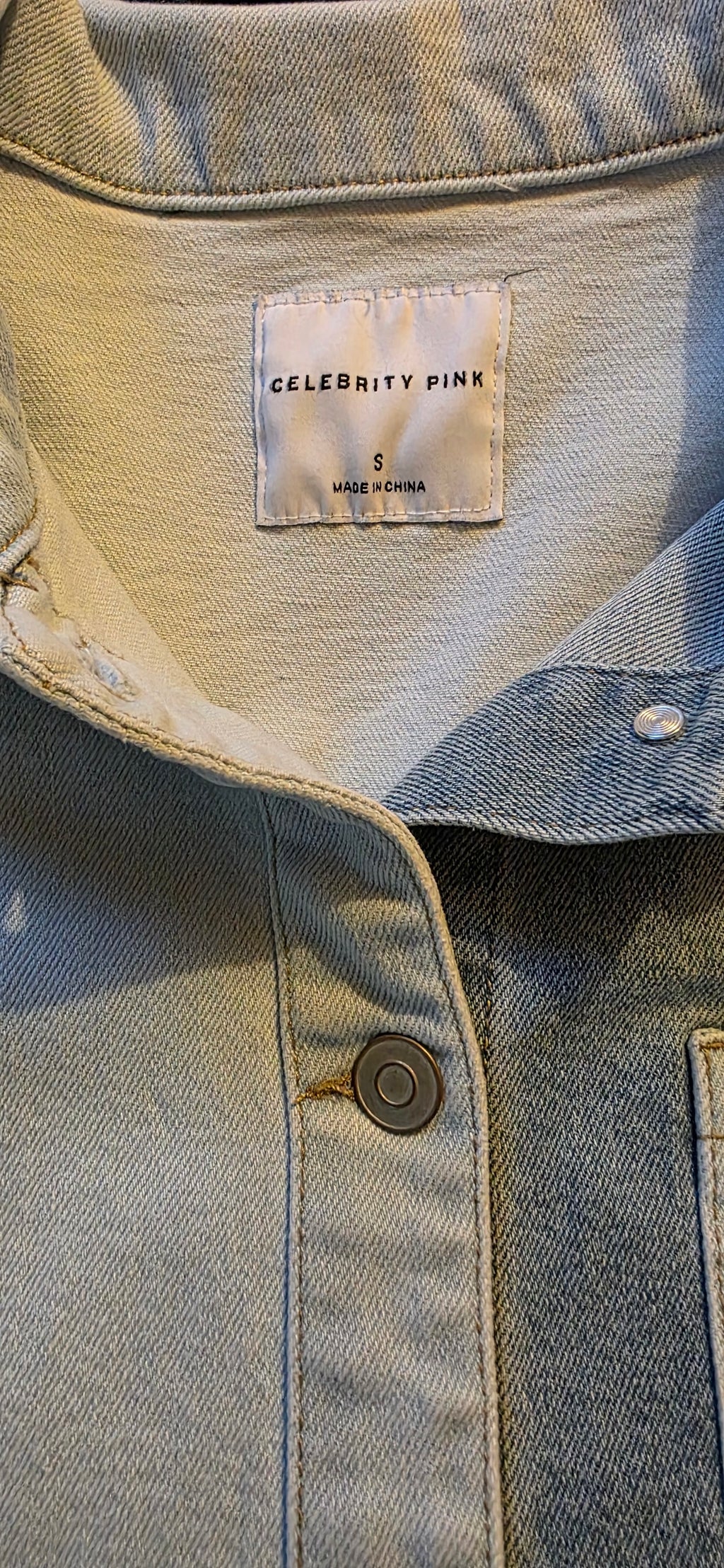 Virgen de Guadalupe new denim shacket / long jacket size Small bi-color stretch / button-up / unique piece / round hem.